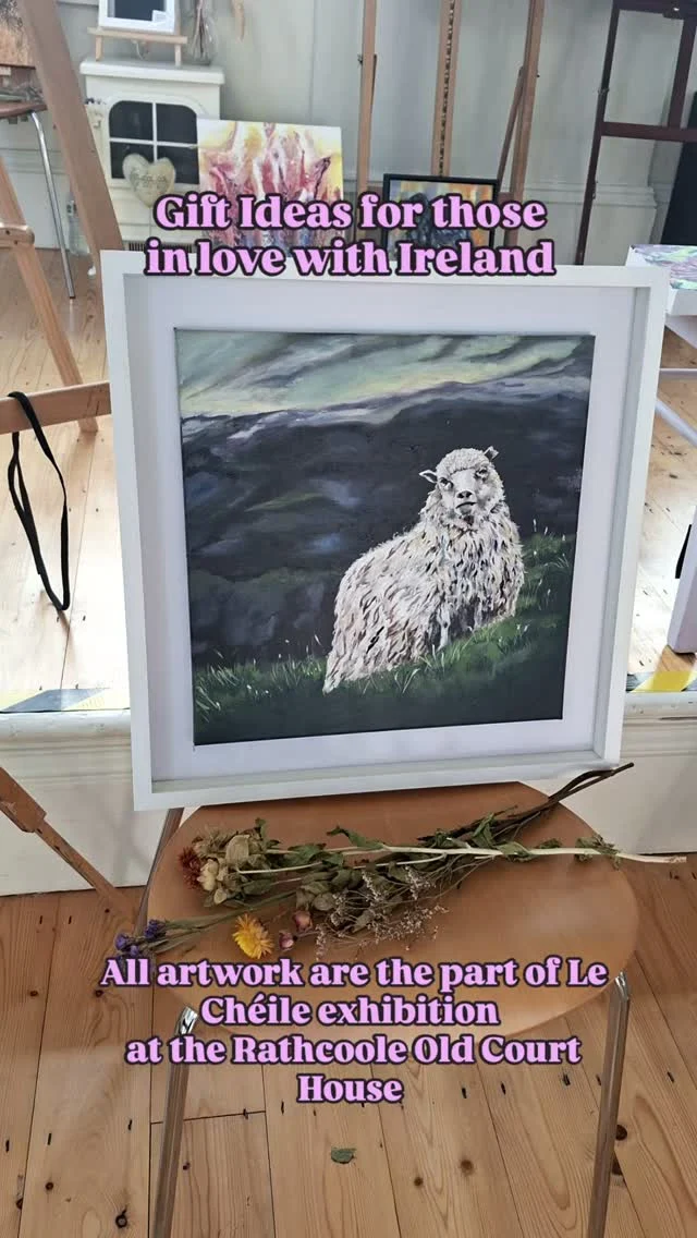 A piece of Ireland/Dublin to take with yourself or give to the loved ones x ☘️🇮🇪#irishview
#irishlandmarks
#wicklow
#irishart
#thisisirelandbaby